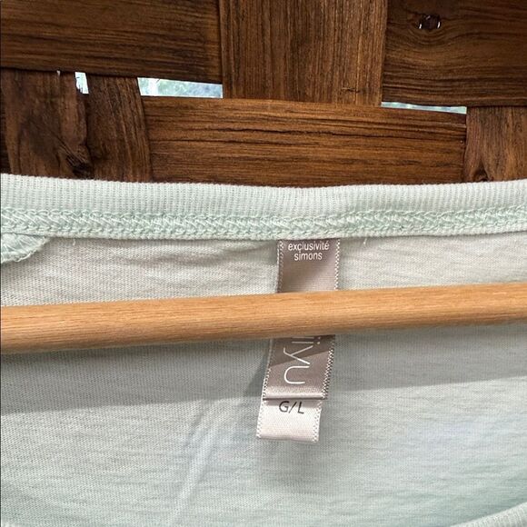 Mint Green Chemise with Bunny Design - Picture 3 of 3